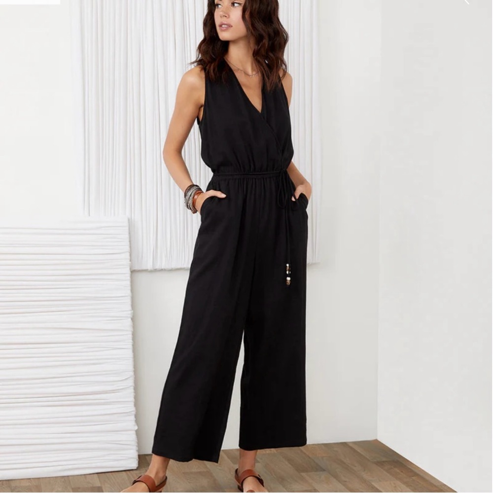 Karen Kane Cropped Jumpsuit (L) (black)